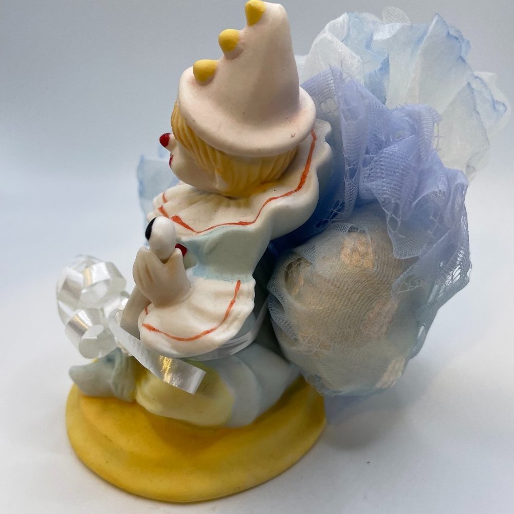 Favor-It Things Connecticut Gifts Clown with Mandolin